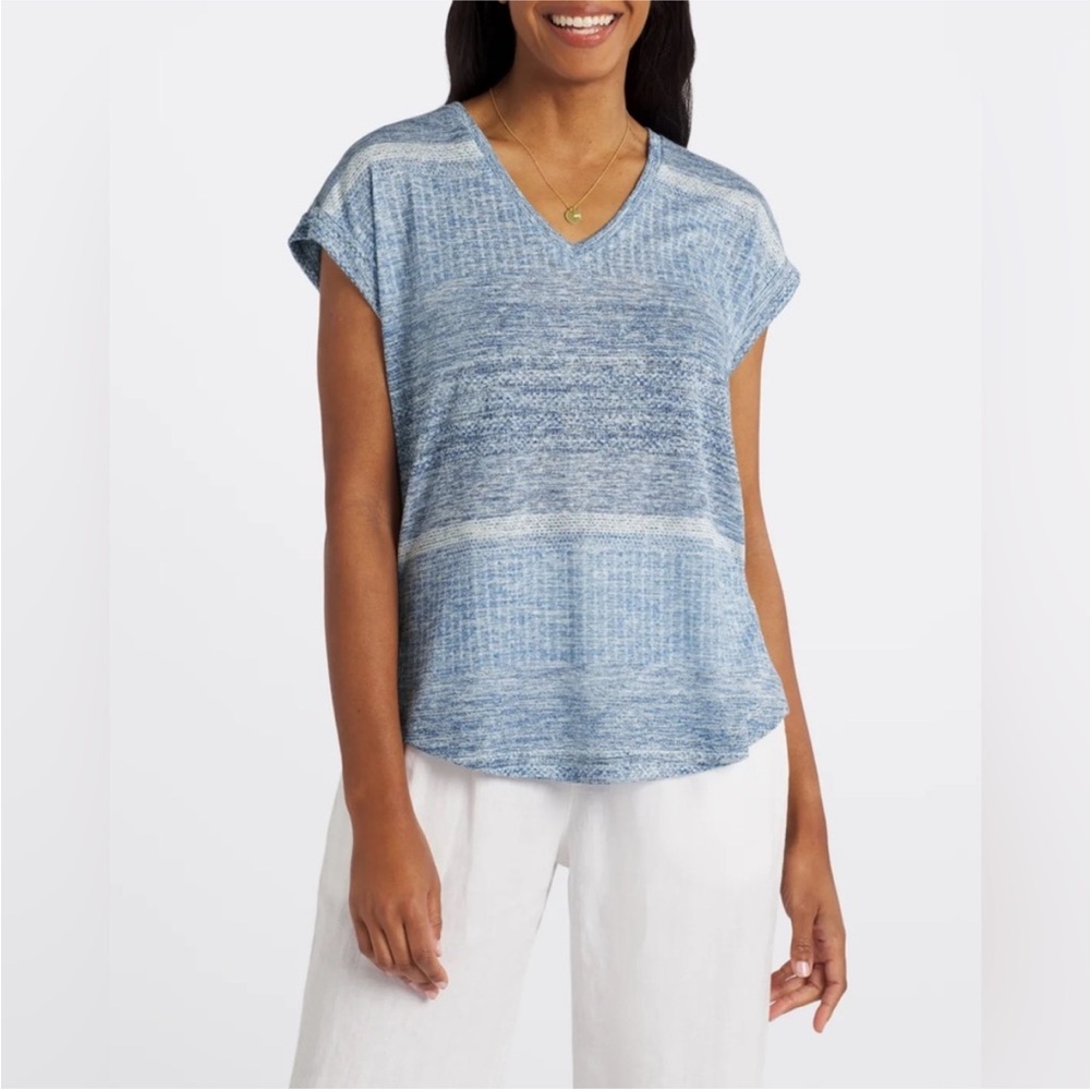 Bobeau Light Blue V-Neck Short Sleeve Top